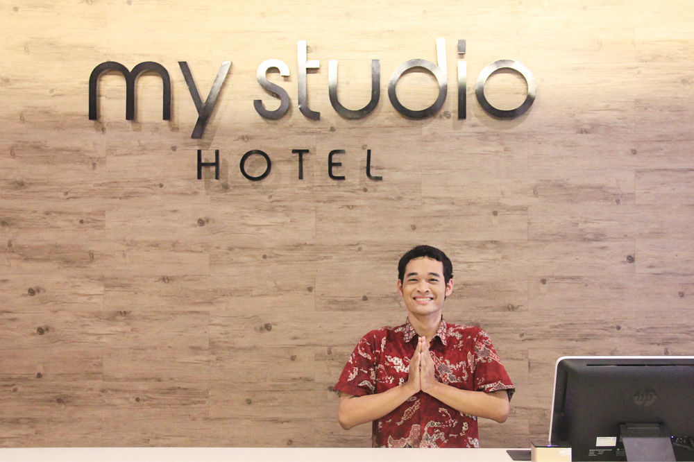 My Studio Hotel City Center Surabaya Exterior foto